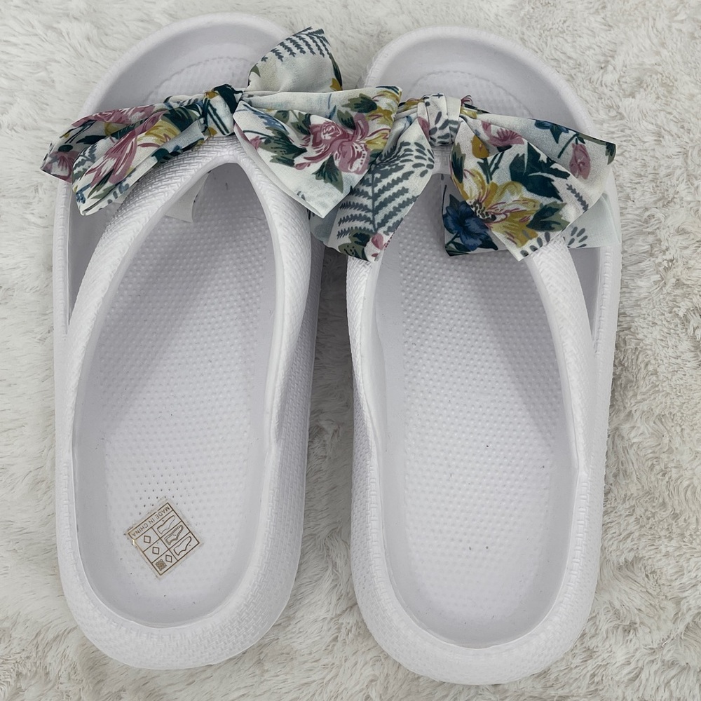 Floral Bow White Slide Sandals WOMENS SIZE 36/37 - Picture 4 of 6